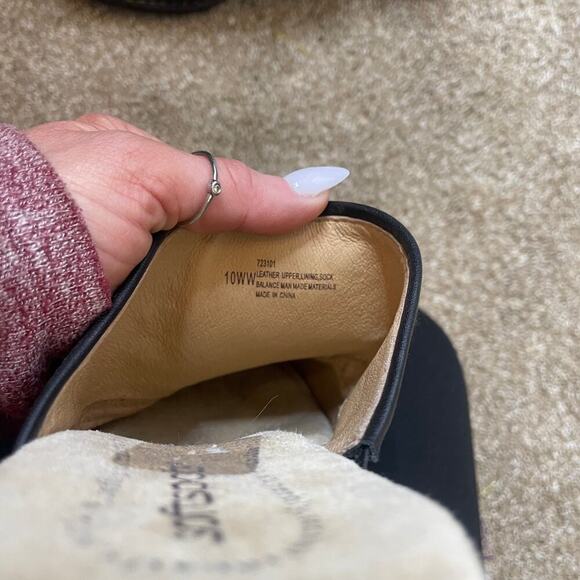 Softspots Slip On Mules Black Suede/Leather Floral Womens SZ 10WW clogs shoes - Picture 7 of 8